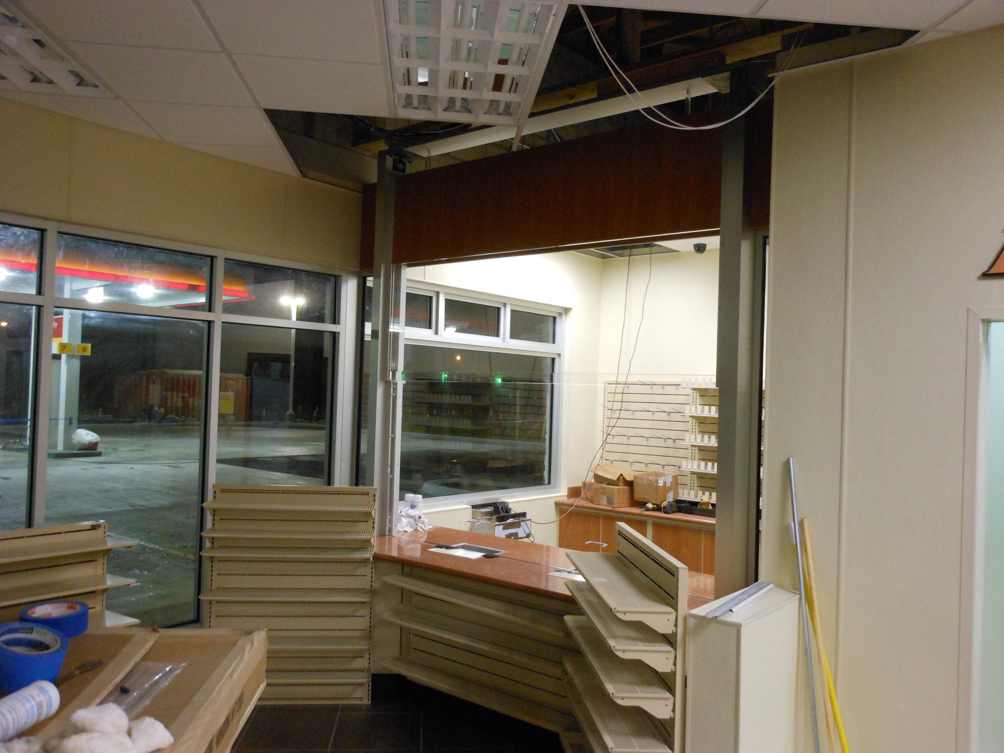 Transaction windows and accessories