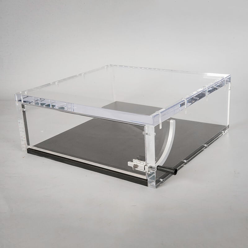 Bullet-Resistant Pizza Passer | TSS