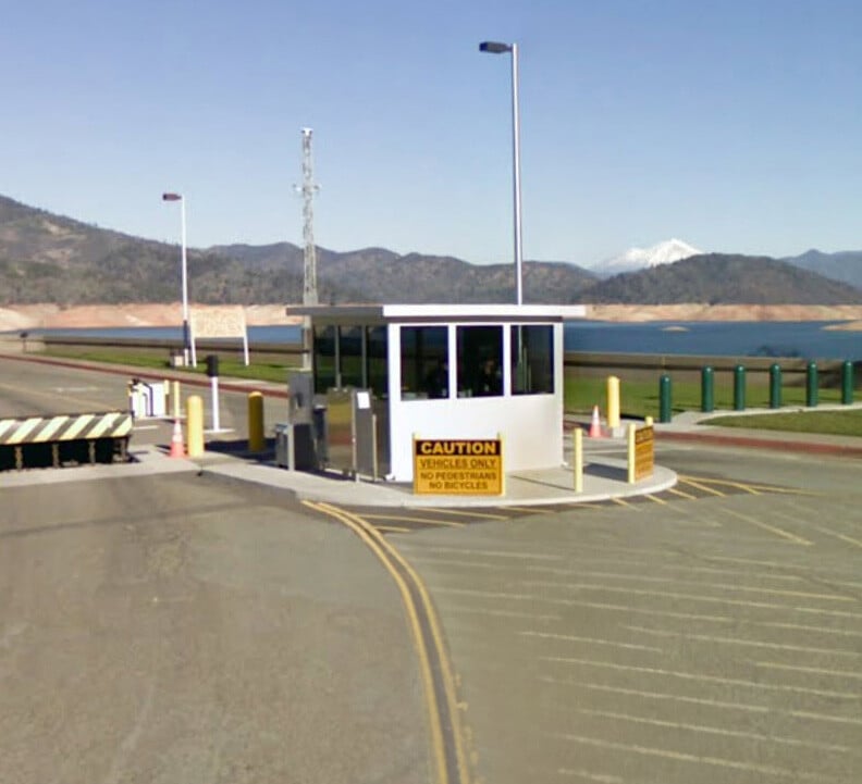 An example of a freestanding guard booth designed and manufactured by TSS to meet security and structural requirements